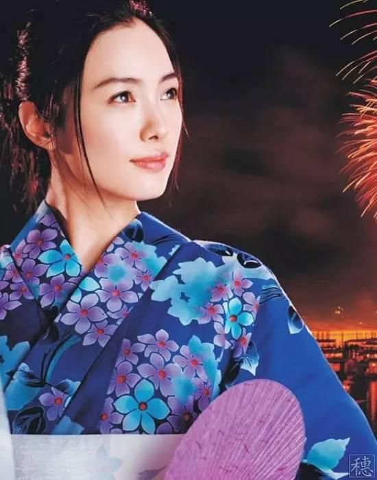 嫩草欧美