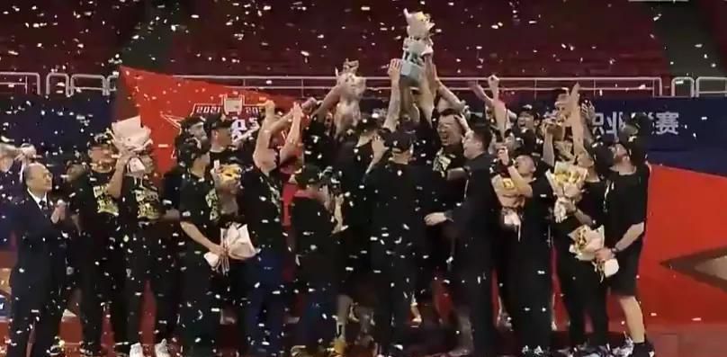 77777亚洲午夜久久多人