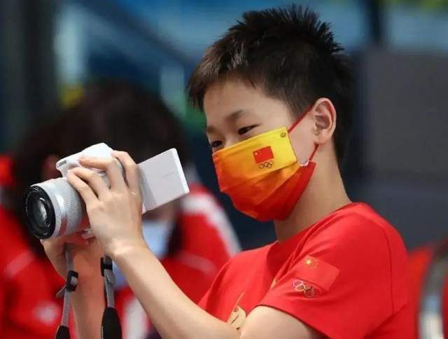 国产精品久久香蕉免费播放